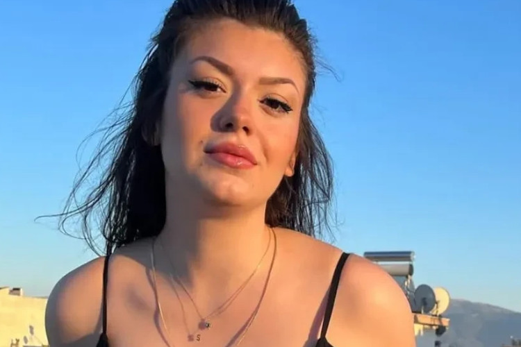 Video Ifsa Simge Barankoğlu: Öğrenin Kaç Yaşında, Nereli Ve Ne Iş Yapıyor?