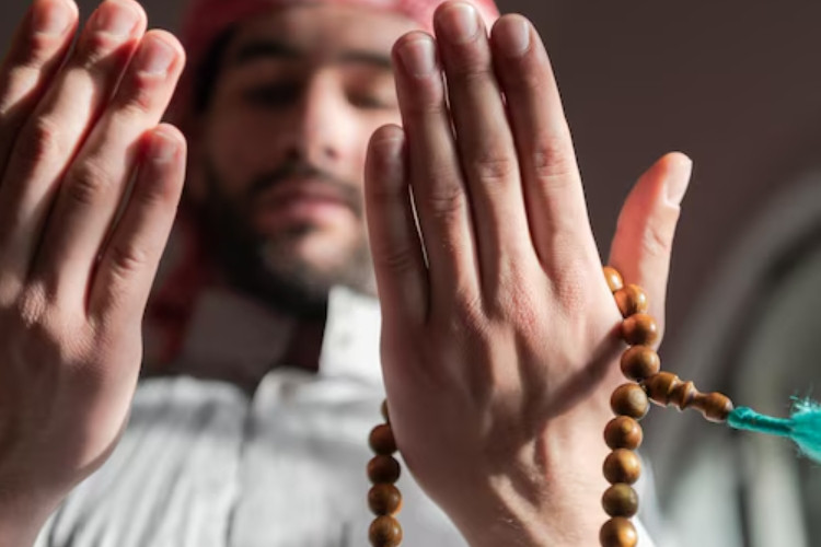 4 Regaip Kandilinde Okunacak Sureler Okuduğunuzdan Emin Olun 